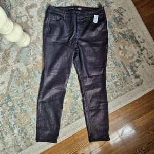 NWT Old Navy Shimmering Black Skinny Jeans
